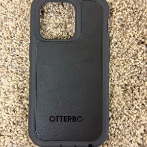OtterBox Black Cell Phone Case iPhone 14 Pro